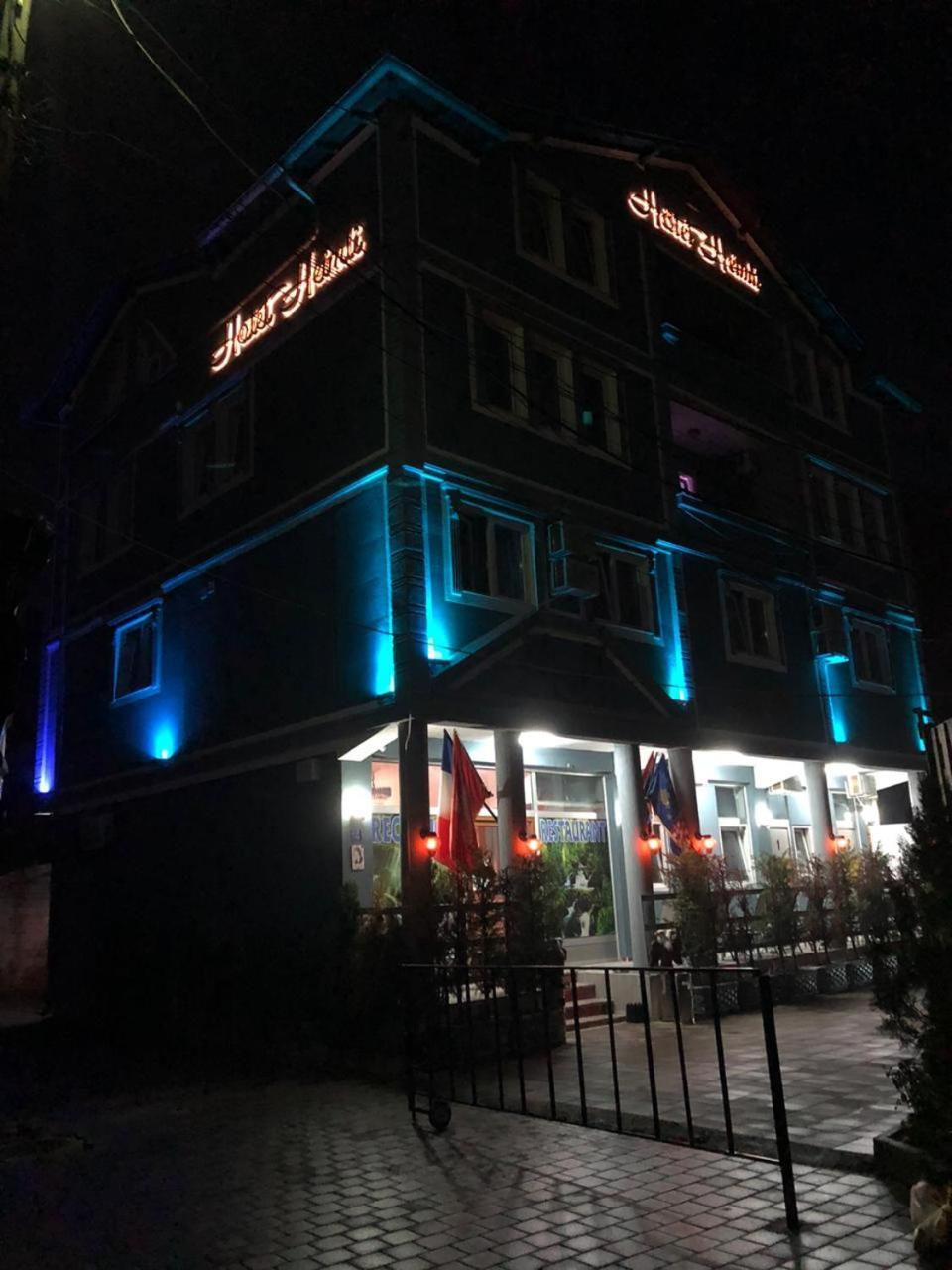 Hotel Heimli Priština Exteriér fotografie